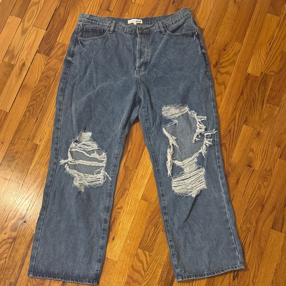 boyfriend fit fashion nova ripped jeans